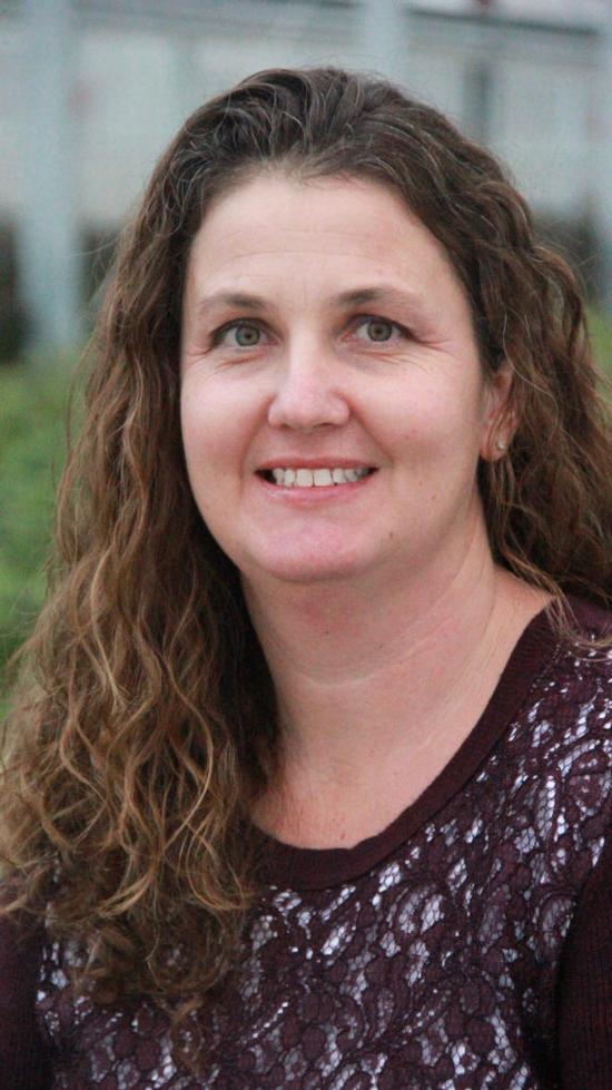 Julie R Iferd